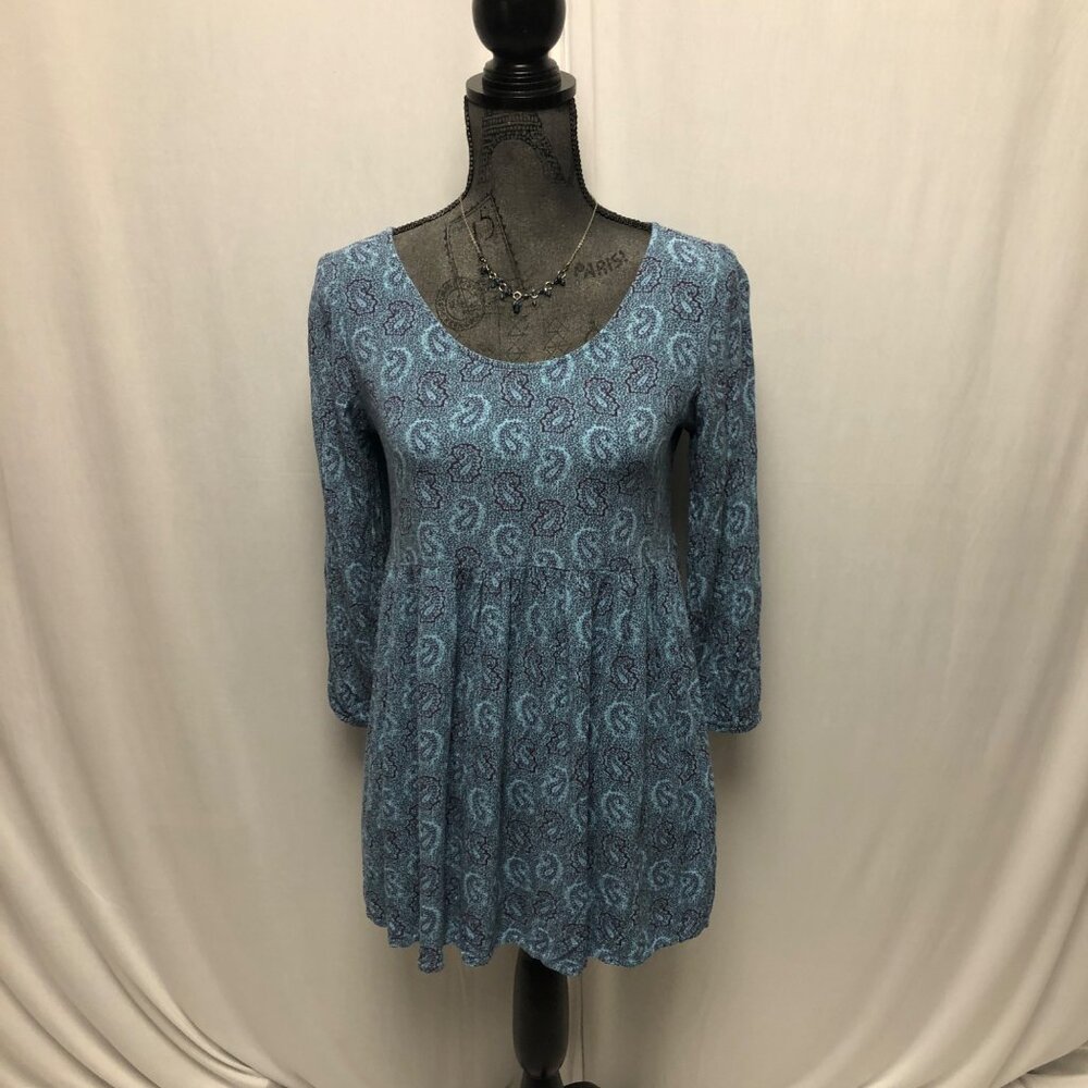 LA Hearts Top Womens Size Medium Blue Scoop Neck Paisley Casual Peasant Shirt